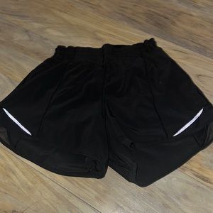 Lululemon hotty hots lined 4 inch